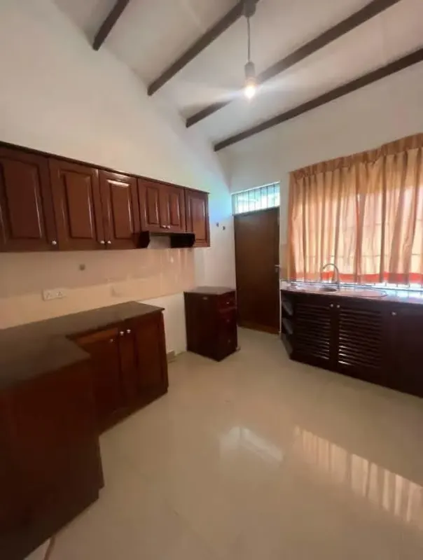 TWO-STOREY LUXURY HOUSE FOR RENT — ORCHID VILLAS, MALABE photo 4