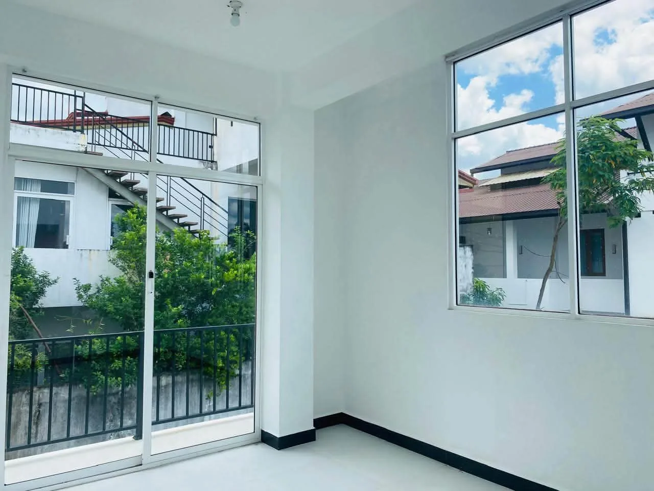 4-BEDROOM APARTMENT FOR RENT – THALAHENA, MALABE photo 7