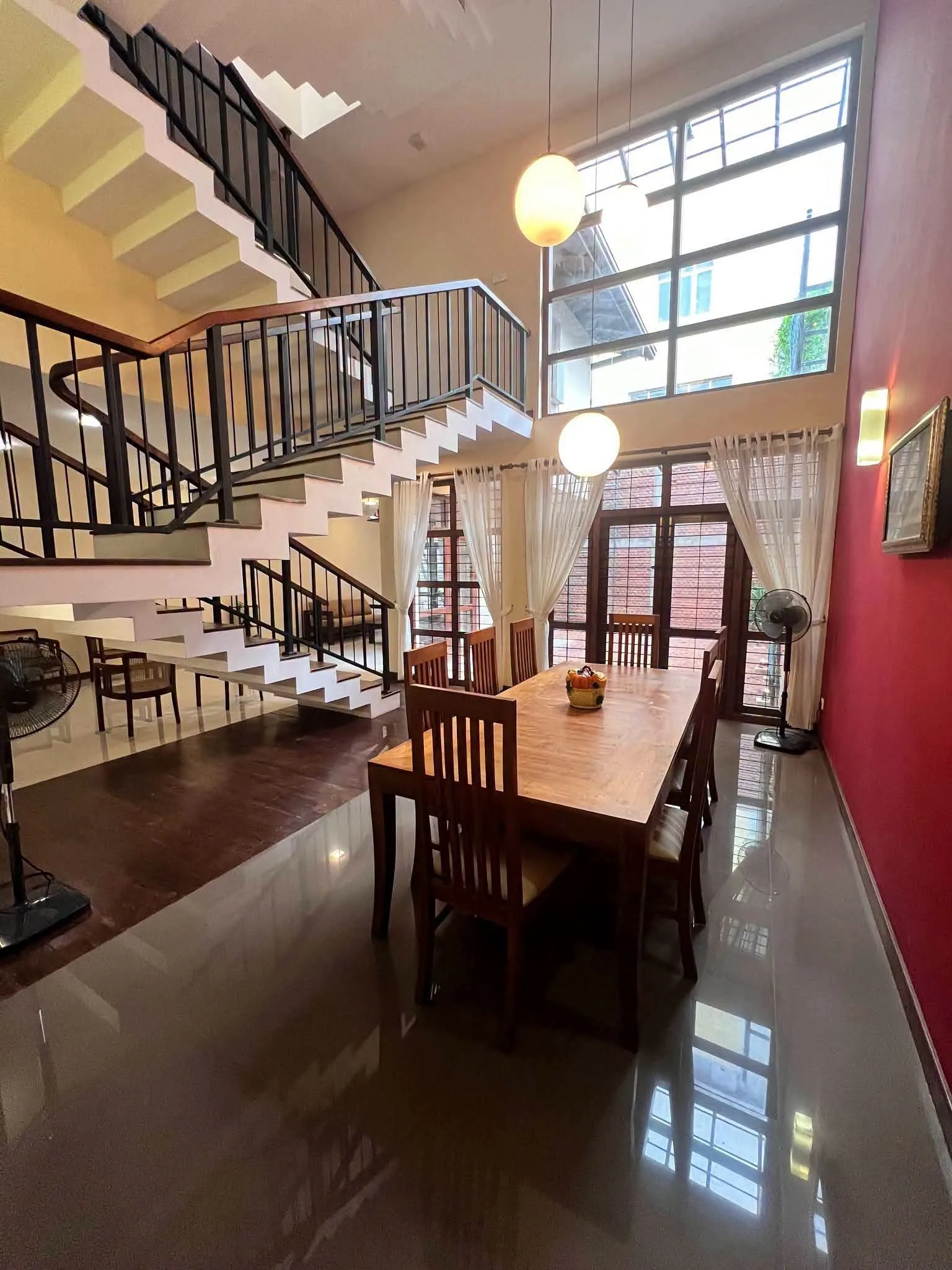 SPACIOUS MODERN 4 BED ROOM HOUSE FOR RENT – MOUNT LAVINIA photo 2