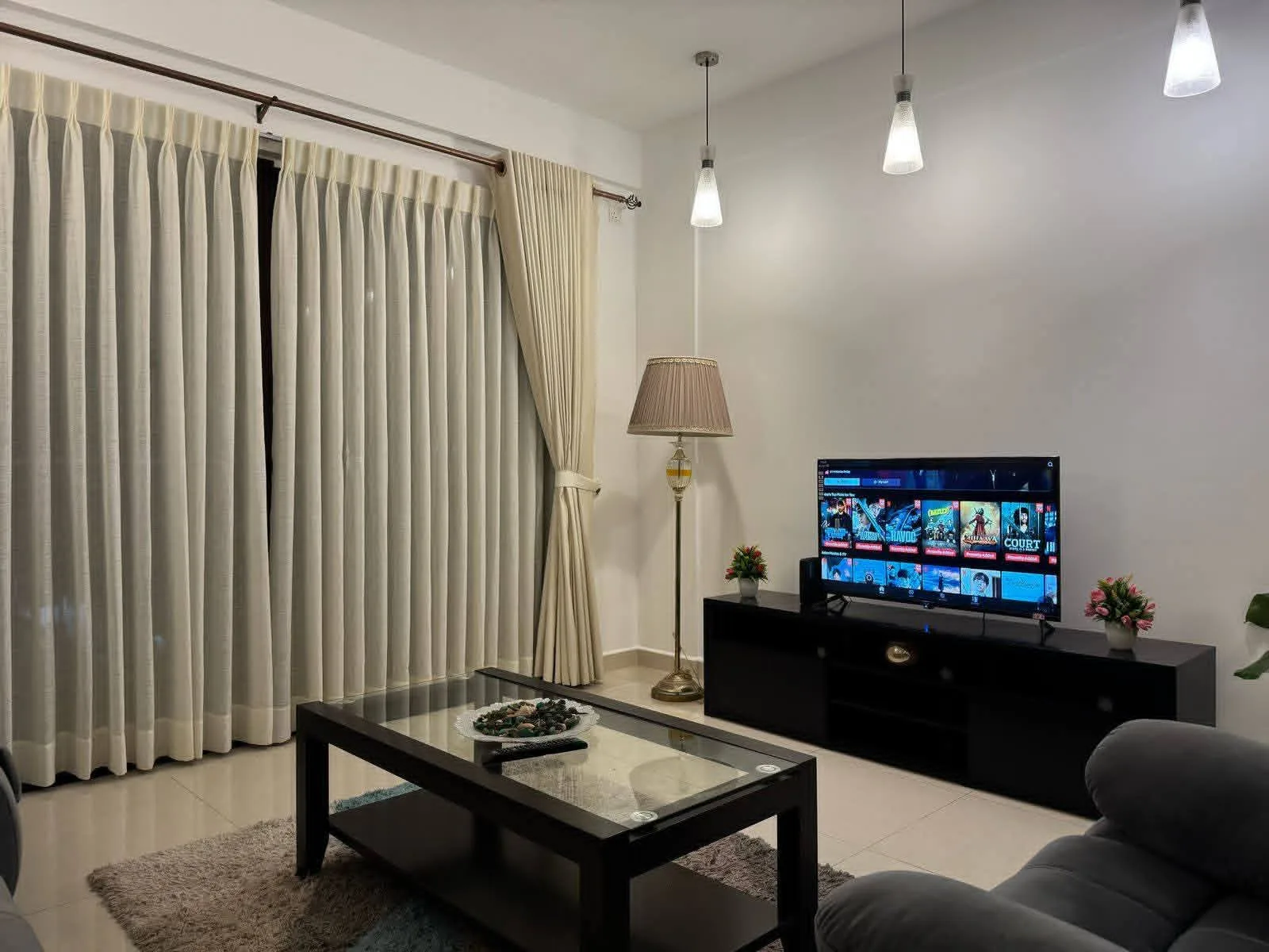 LUXURY FULLY FURNISHED 3BR APARTMENT FOR RENT – MT LAVINIA photo 2