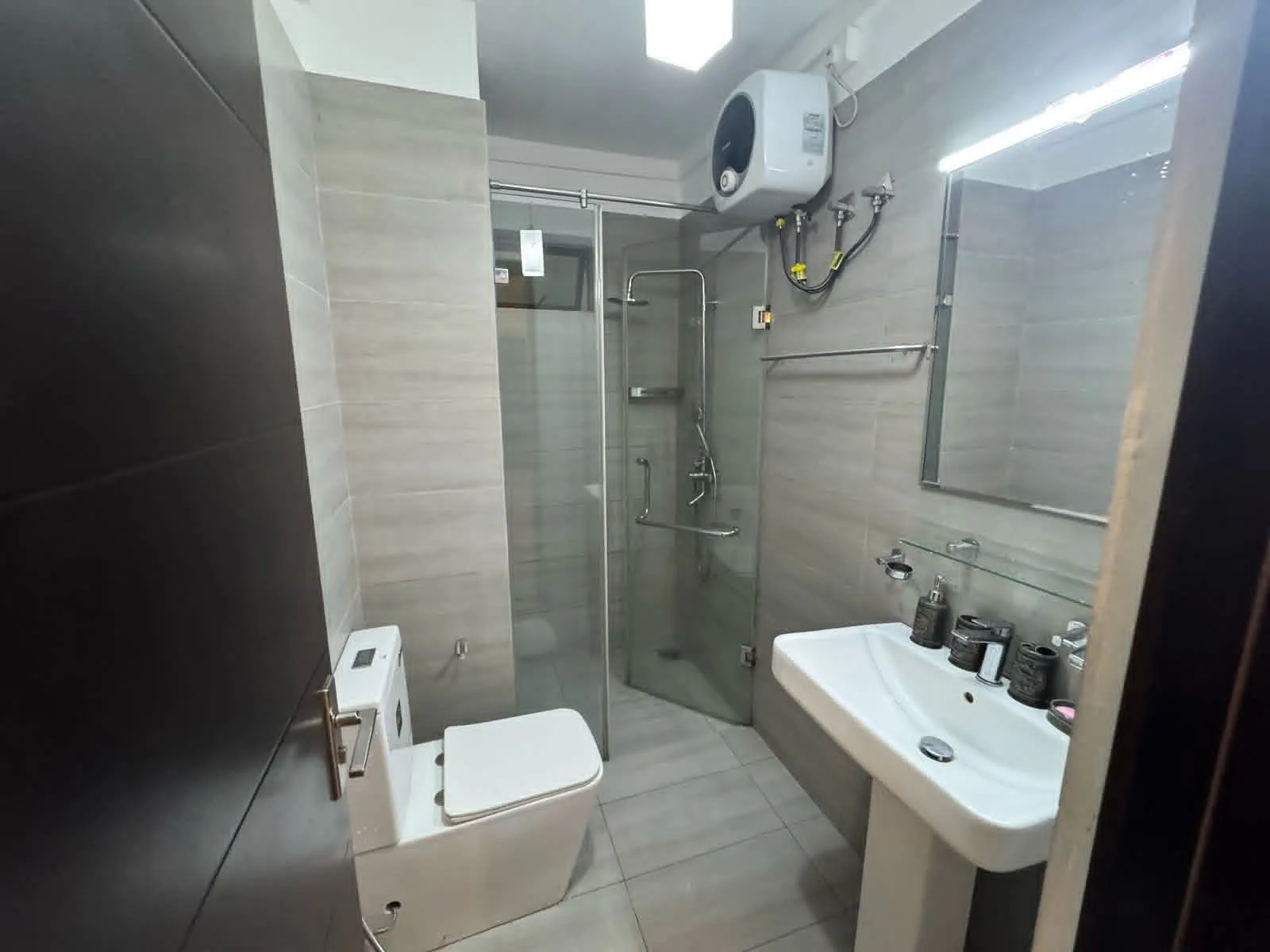LUXURY FULLY FURNISHED 3BR APARTMENT FOR RENT – MT LAVINIA photo 7