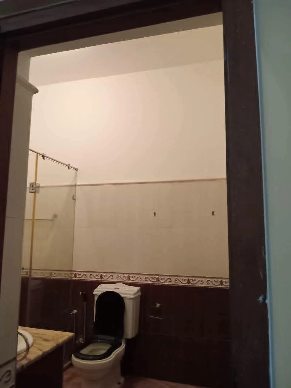 UNFURNISHED HOUSE FOR RENT IN MOUNT LAVINIA photo 5