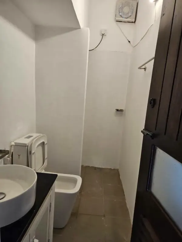 NEWLY RENOVATED FURNISHED HOUSE FOR RENT IN MOUNT LAVINIA photo 5
