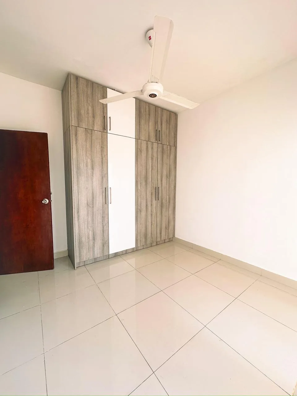 MODERN 3-BEDROOM APARTMENT FOR RENT – NUGEGODA photo 4