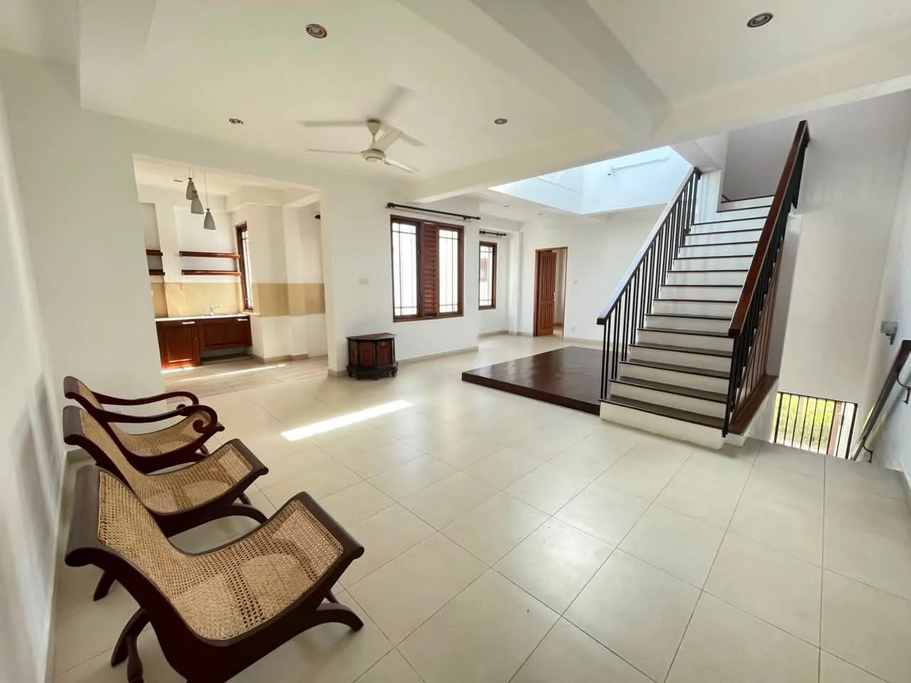 4-BEDROOM HOUSE FOR RENT – RAJAGIRIYA