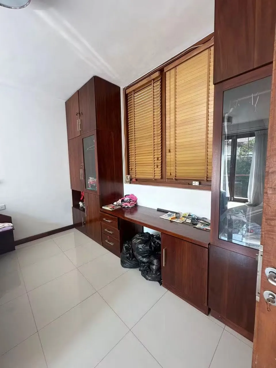 NEWLY BUILT FURNISHED HOUSE FOR RENT | PARK LANE, RAJAGIRIYA photo 14
