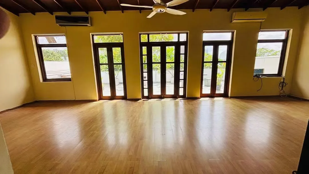 LAKE DRIVE | RAJAGIRIYA 4 BEDROOM PRIVATE RESIDENCE FOR RENT