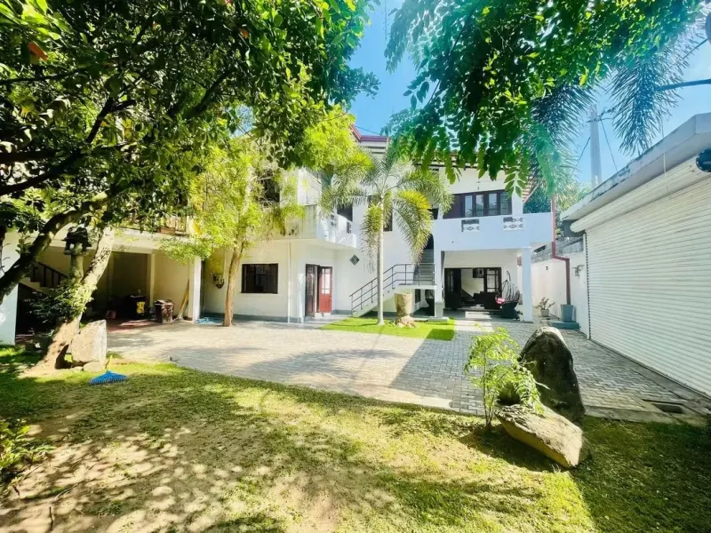 LUXURY FULLY FURNISHED 5-BEDROOM RESIDENCE FOR RENT RAJAGIRIYA
