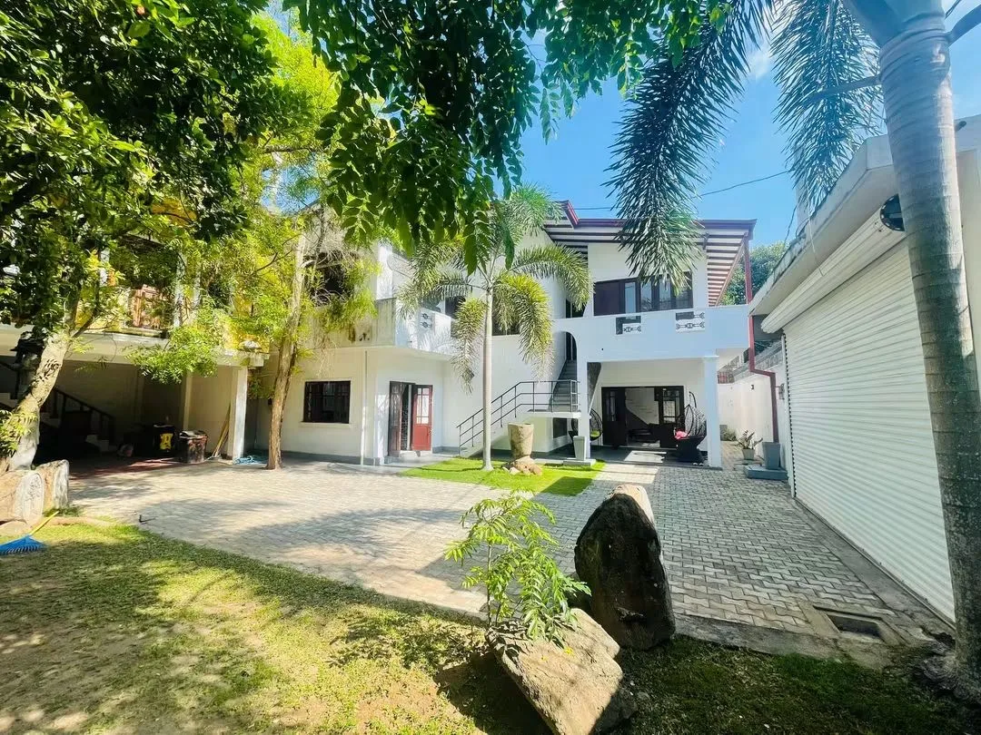LUXURY FULLY FURNISHED 5-BEDROOM RESIDENCE FOR RENT RAJAGIRIYA photo 12