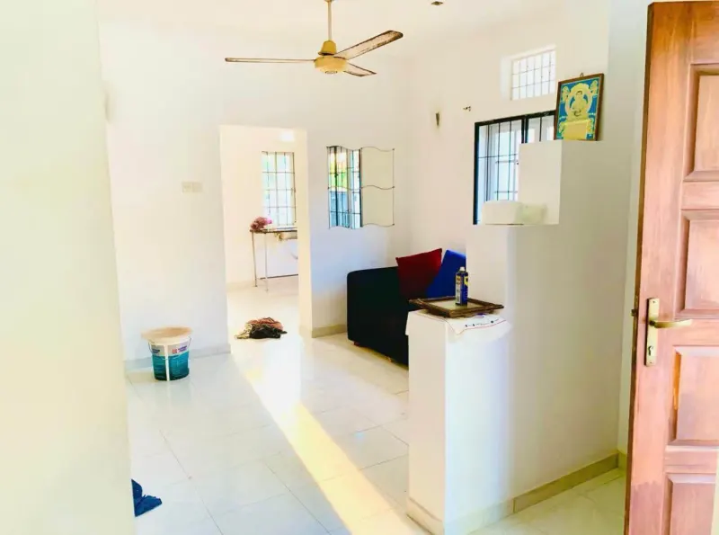 SPACIOUS 3 BEDROOM HOUSE FOR RENT – THALAWATHUGODA | LKR 180,000 / MONTH photo 3