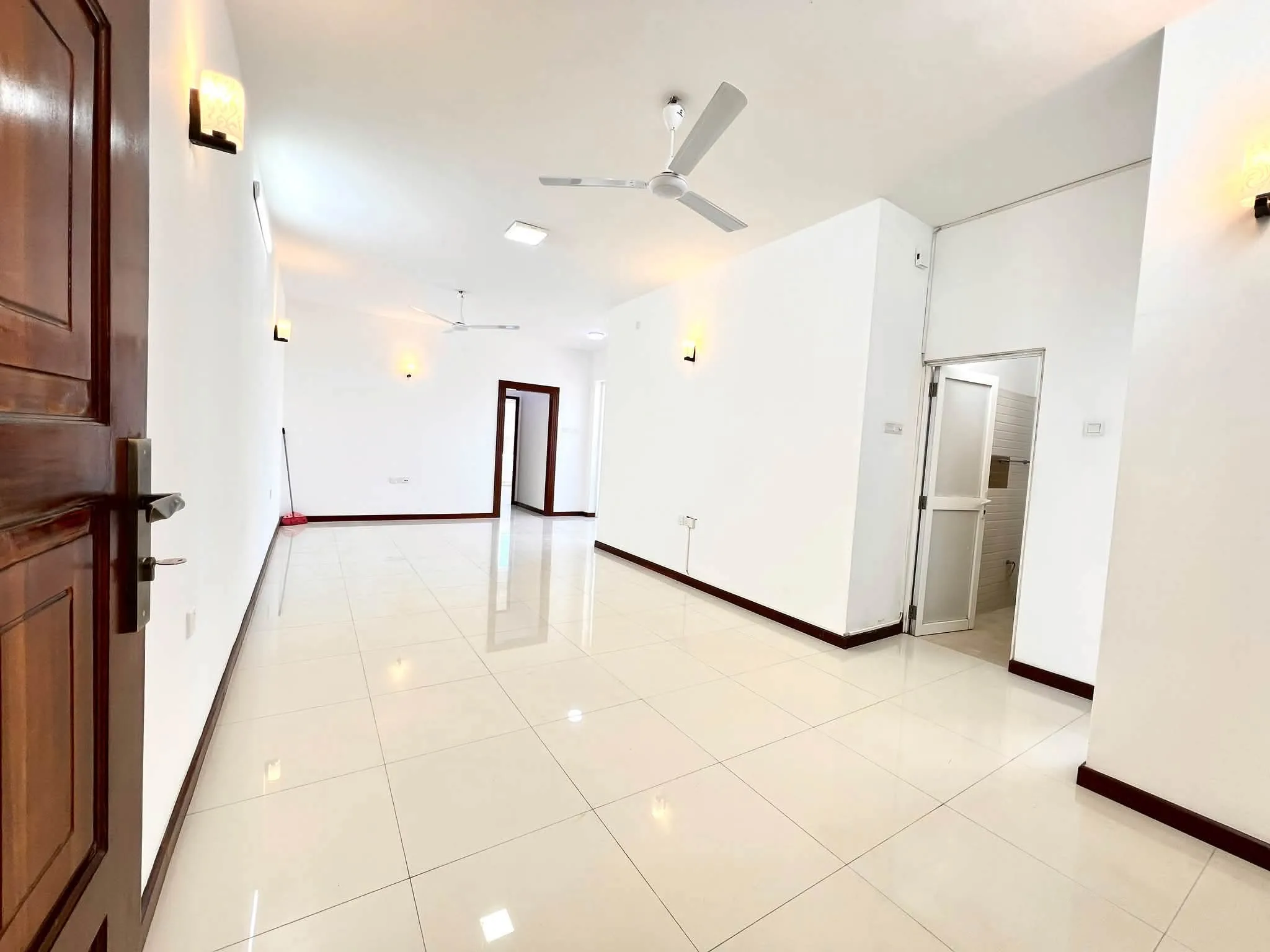 3-BEDROOM APARTMENT FOR RENT – WELL AWATTA