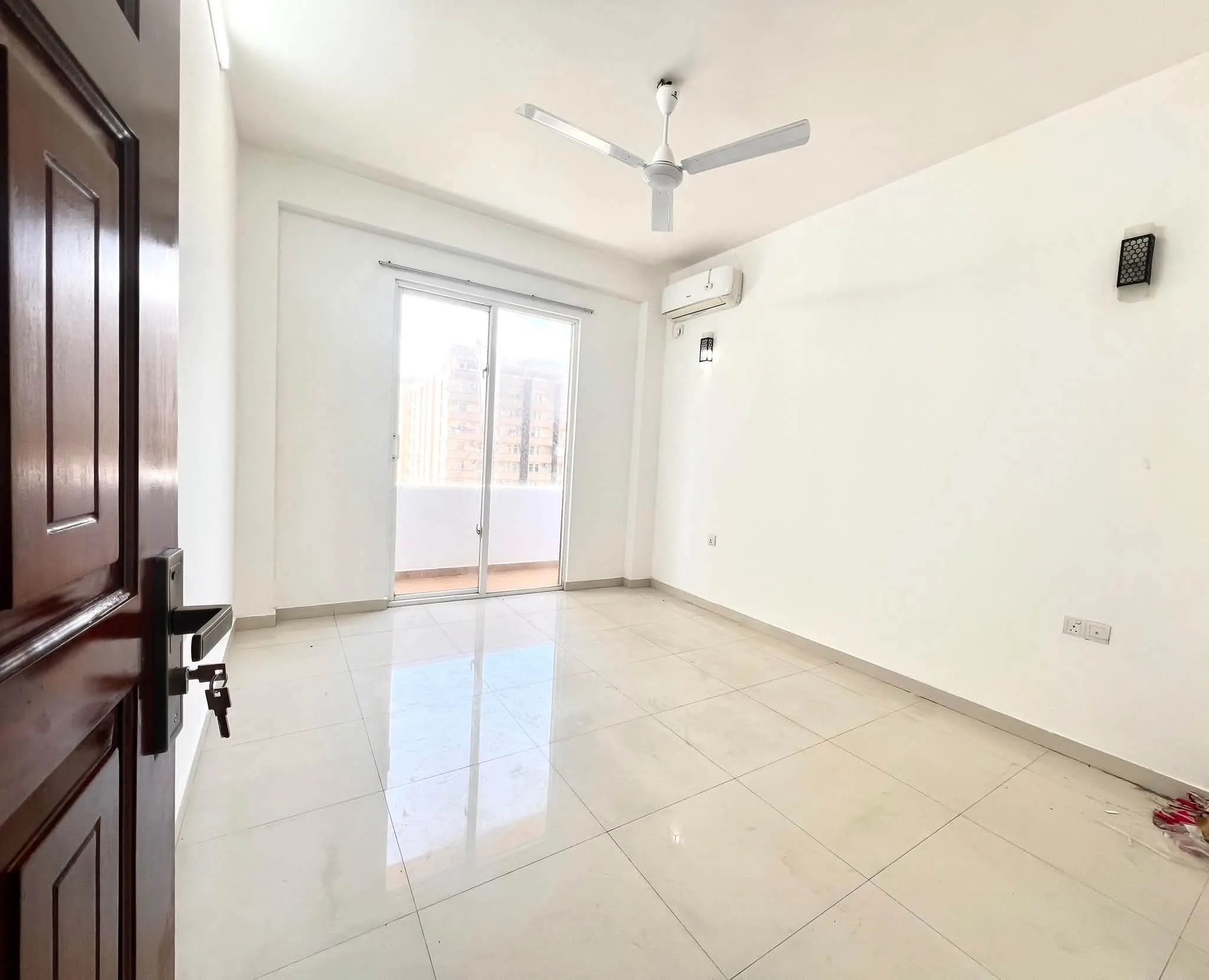 3-BEDROOM APARTMENT FOR RENT – WELL AWATTA photo 5