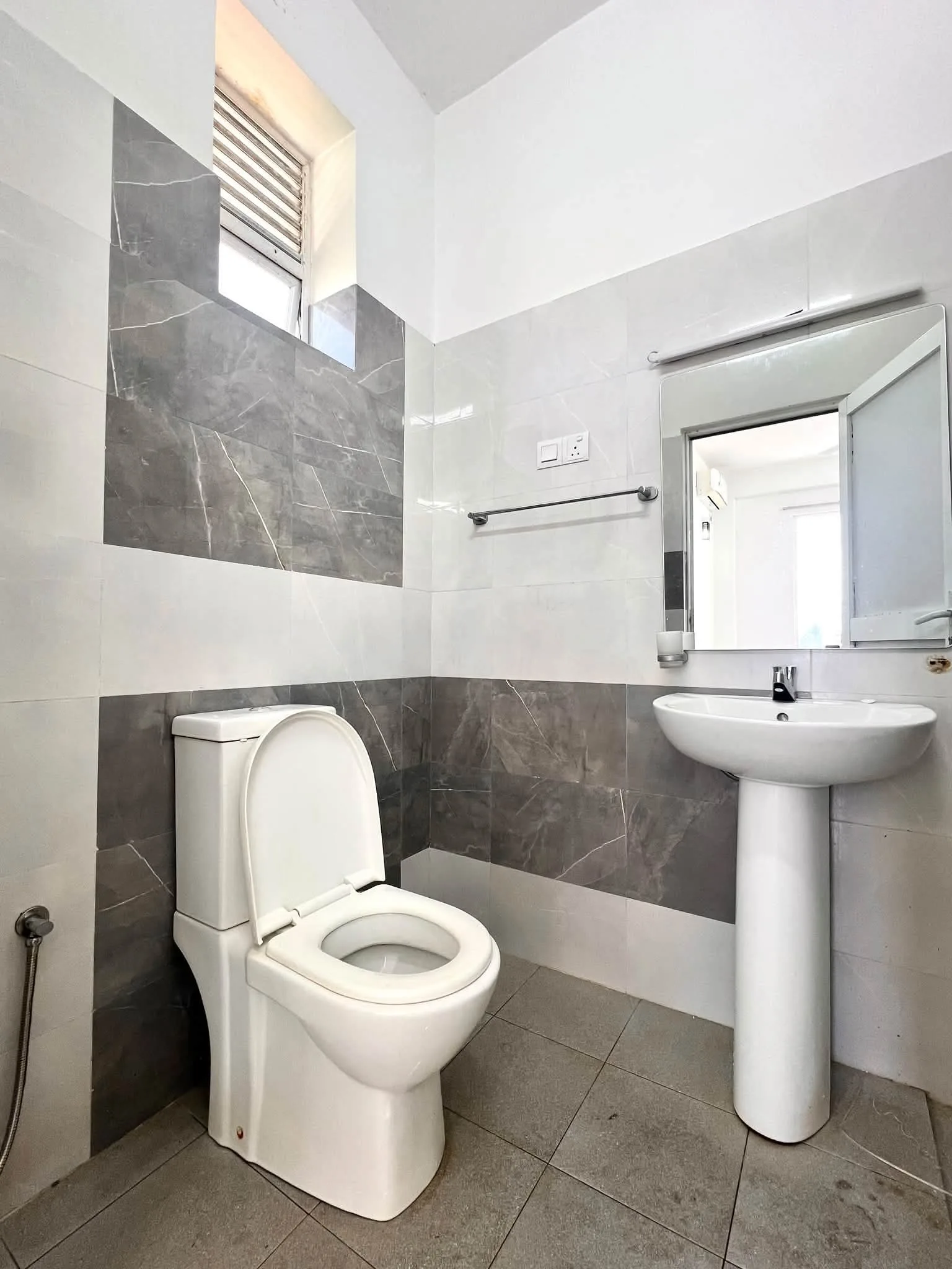 3-BEDROOM APARTMENT FOR RENT – WELL AWATTA photo 7